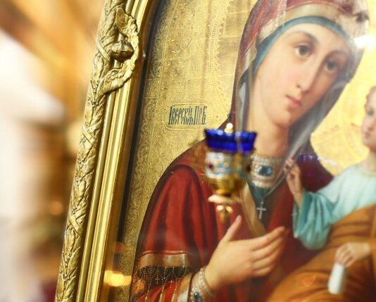 MAICA DOMNULUI PREACURATA, MAICA LUMINII, CEA PURURI DĂTĂTOAREA DE VIAŢĂ!