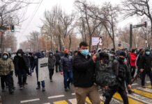 Revoluție în Kazahstan. Poliția spune că zeci de protestatari au fost „eliminați”. Rusia trimite militari