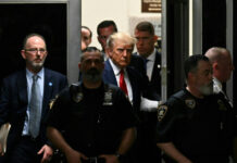 Donald Trump s-a predat autorităților din New York: „Wow, mă vor aresta. Totul pare ireal!”